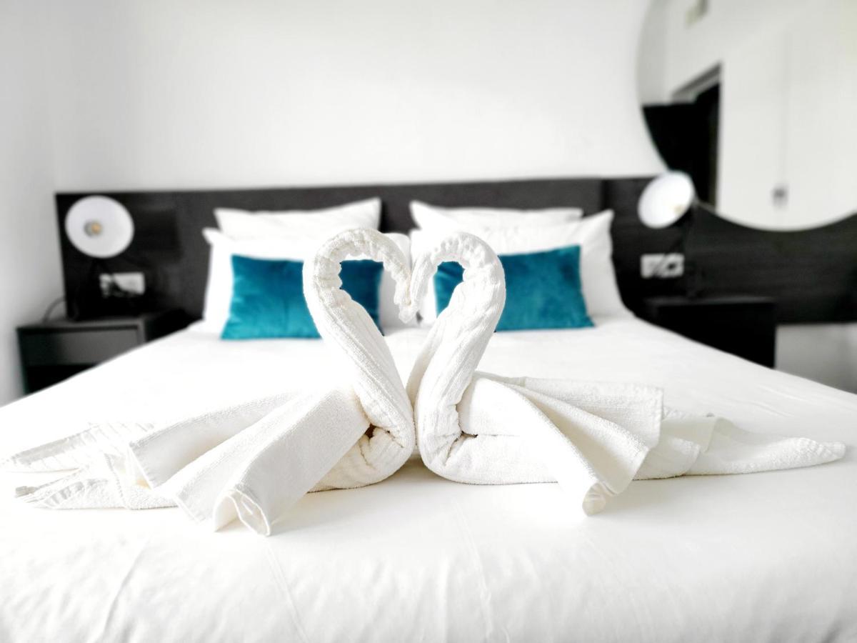 Apartamento Torre De La Roca Actual Torremolinos Luaran gambar