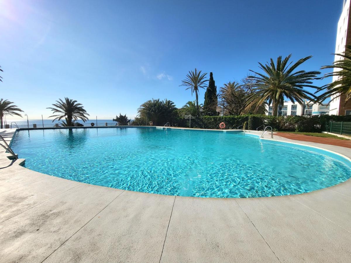 Apartamento Torre De La Roca Actual Torremolinos Luaran gambar
