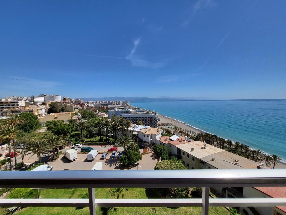 Apartamento Torre De La Roca Actual Torremolinos Luaran gambar